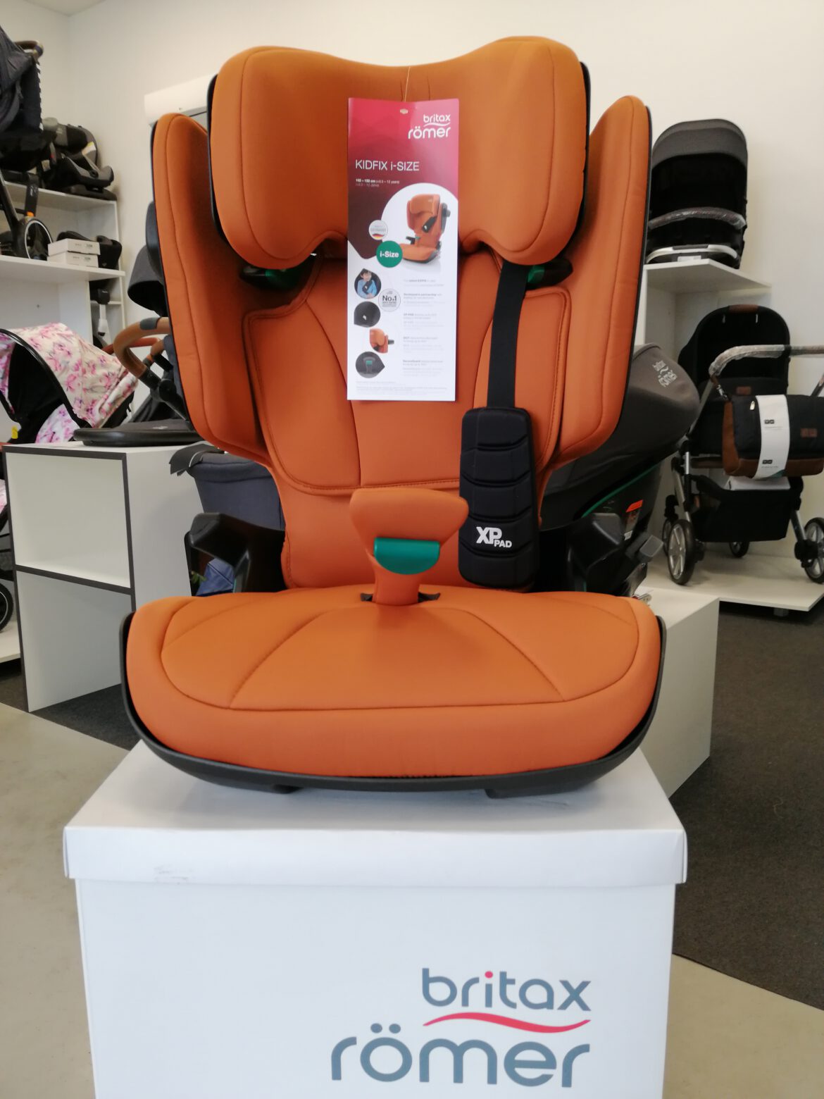 IMG_20210528_122810 Fotelik Britax Römer KIDFIX I-SIZE bezpieczeństwo, wygoda, styl, jakość 999zł
